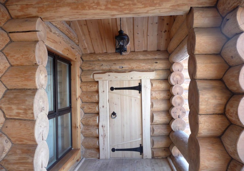 Как изготовить деревянные двери для бани