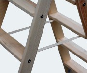 Какой бывает приставная деревянная лестница и как ее изготовить самостоятельно
