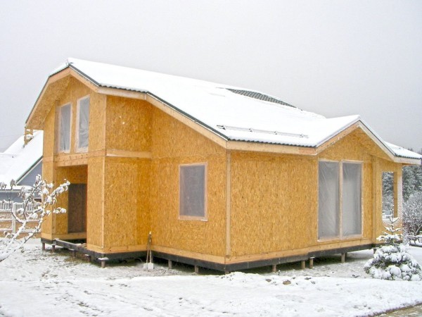 Дом построен из СИП панелей